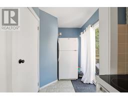 96 BEAUMONT CRESCENT - 14