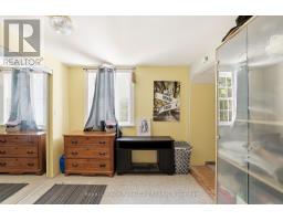 96 BEAUMONT CRESCENT - 24