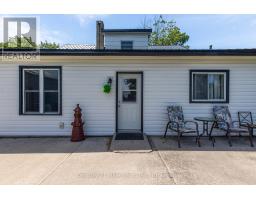 544 LOUISA STREET - 32