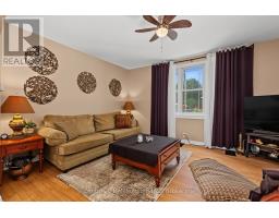 544 LOUISA STREET - 8