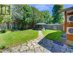 136 DUNSMERE DRIVE - 21