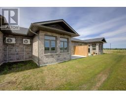 57 CAVALIER CRESCENT - 31