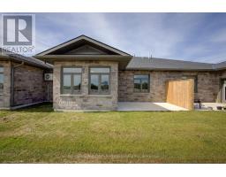 57 CAVALIER CRESCENT - 37