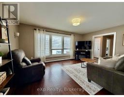 13 BROWNS AVENUE - 4