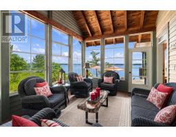 43 15C ISLAND - 7