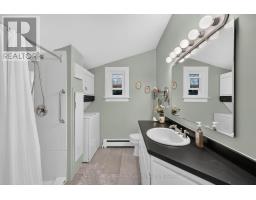 135 ESSEX STREET - 25