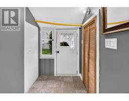135 ESSEX STREET - 27