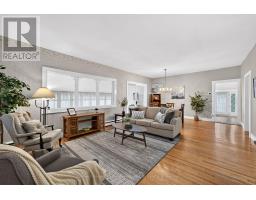 135 ESSEX STREET - 7