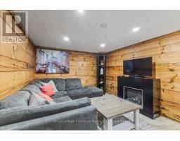 819 WILSON AVENUE - 16
