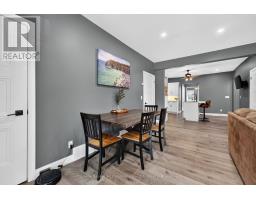 517 WILLOUGHBY STREET - 13
