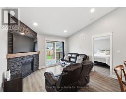 241 ECCLES AVENUE - 15