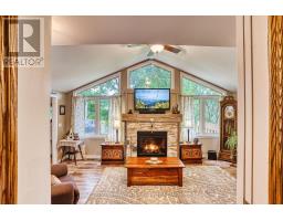 3017 LOUISA STREET - 17