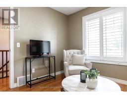 354 DUFFERIN STREET - 6