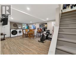 5855 9 HIGHWAY - 32