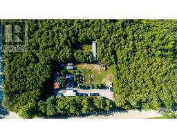 563878 HOLLAND GLENELG TOWNLINE - 42