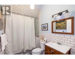 385073 4TH CONC A ROAD - 32