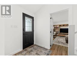 38 GRAYVIEW DRIVE - 5