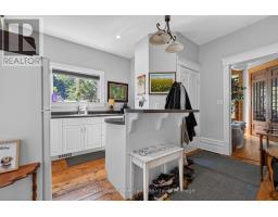 85 MONTREAL STREET - 11