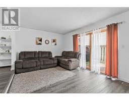 8 - 5982 DUNN STREET - 13
