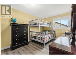 8 - 5982 DUNN STREET - 20