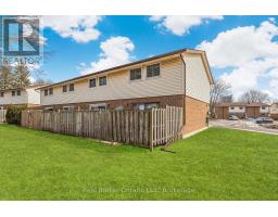 8 - 5982 DUNN STREET - 27