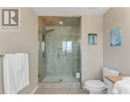 17 DUDLEY DRIVE - 36