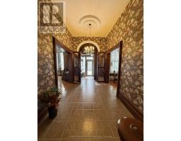 538 QUEEN STREET N - 10