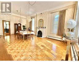 538 QUEEN STREET N - 12