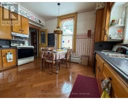 538 QUEEN STREET N - 13