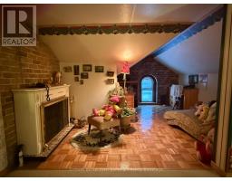 538 QUEEN STREET N - 28