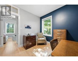 96 GROVE STREET - 27