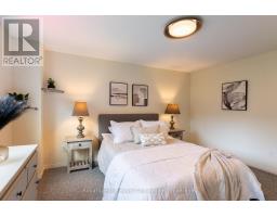 245 ELMIRA ROAD S - 18