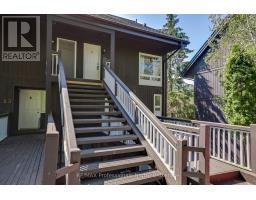 13 - 26 TURNER DRIVE - 3