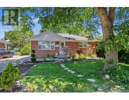 57 VANCOUVER DRIVE - 1