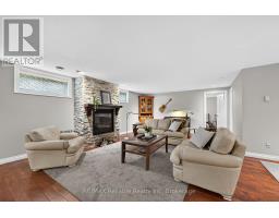 54 VICTORIA STREET - 40