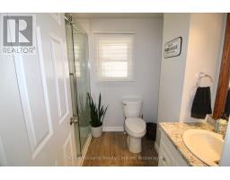 445 11TH STREET - 12