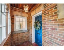 1 BARBER AVENUE - 3