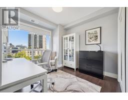 504 - 160 MACDONELL STREET - 23