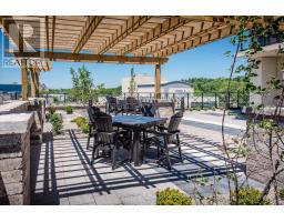 504 - 160 MACDONELL STREET - 43