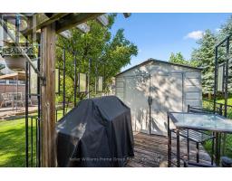 63 BOULDER CRESCENT - 39