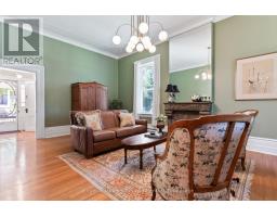 1050 4TH AVENUE W - 15