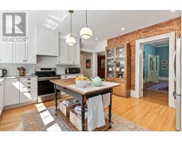 1050 4TH AVENUE W - 18