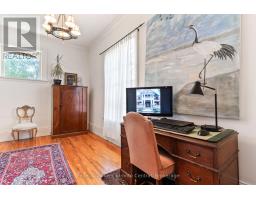 1050 4TH AVENUE W - 28