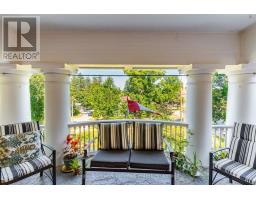 1050 4TH AVENUE W - 33