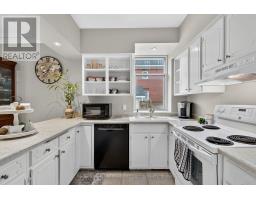 85 CAMBRIA ROAD N - 16