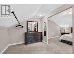 85 CAMBRIA ROAD N - 36