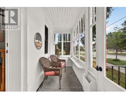 85 CAMBRIA ROAD N - 4