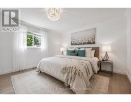 18 KEYS CRESCENT - 13