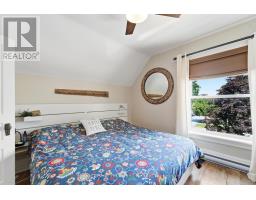 122 NELSON STREET E - 20