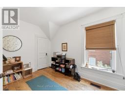 122 NELSON STREET E - 21